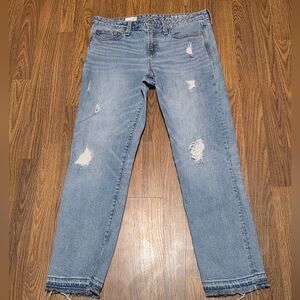 GAP 1969 Real Straight Jeans 29R Distressed Light Wash Raw Hem Denim E69